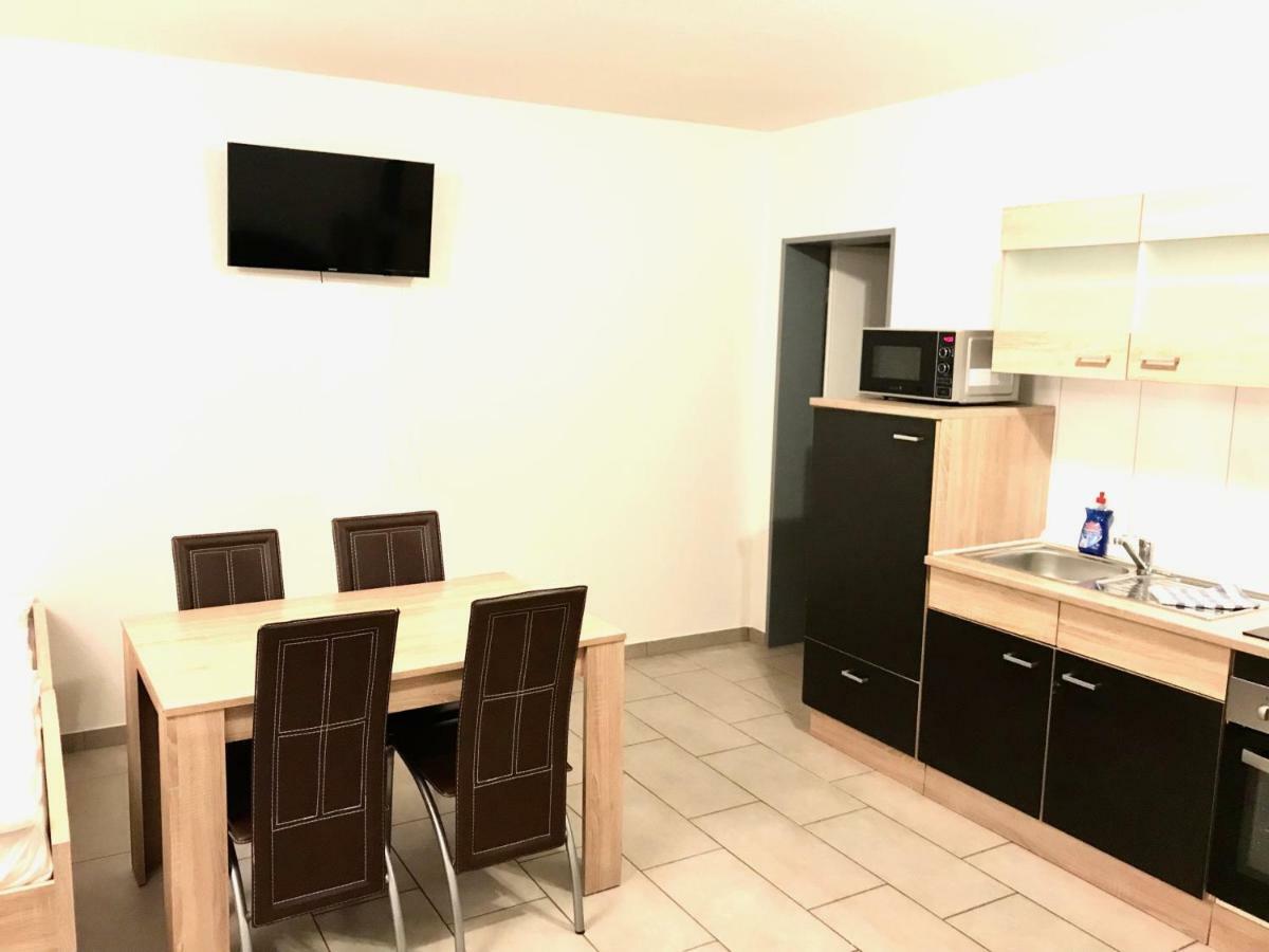 Duesseldorf Comfort Apartment Esterno foto
